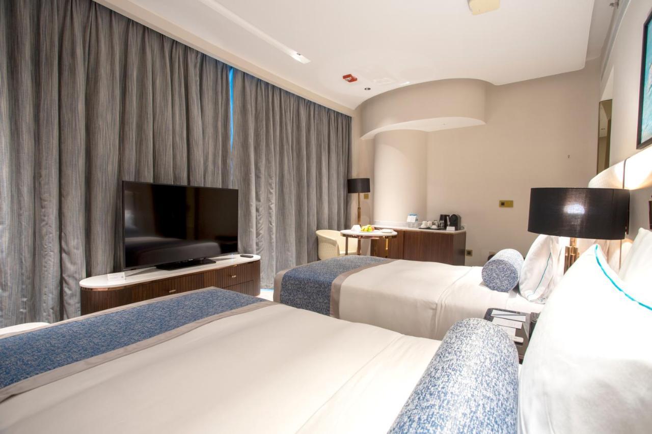 Century Marina Hotel - Lusail Экстерьер фото Deluxe Room