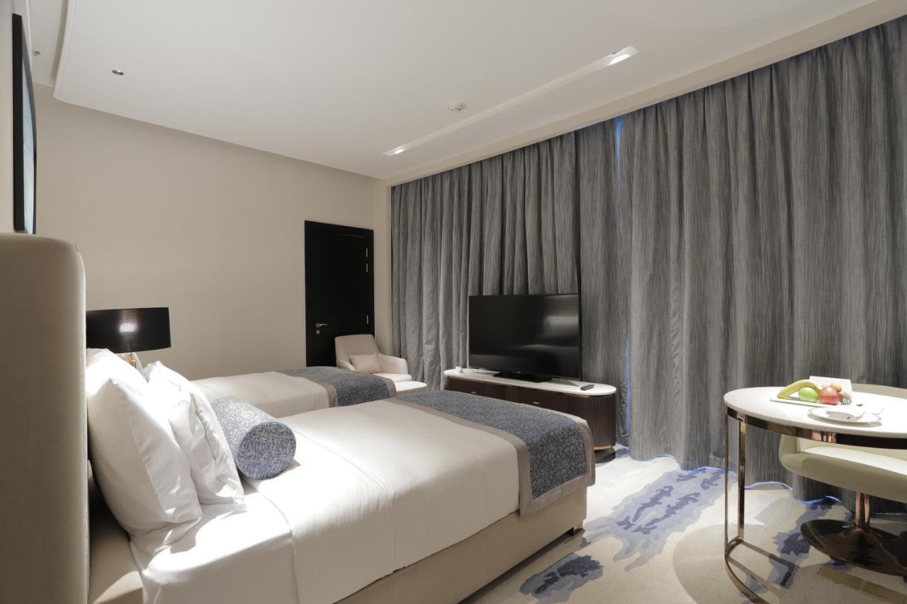 Century Marina Hotel - Lusail Экстерьер фото Deluxe Room