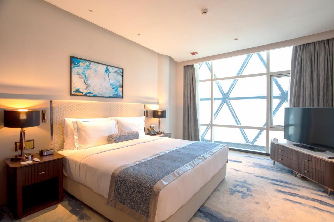 Century Marina Hotel - Lusail Экстерьер фото A bedroom at the hotel