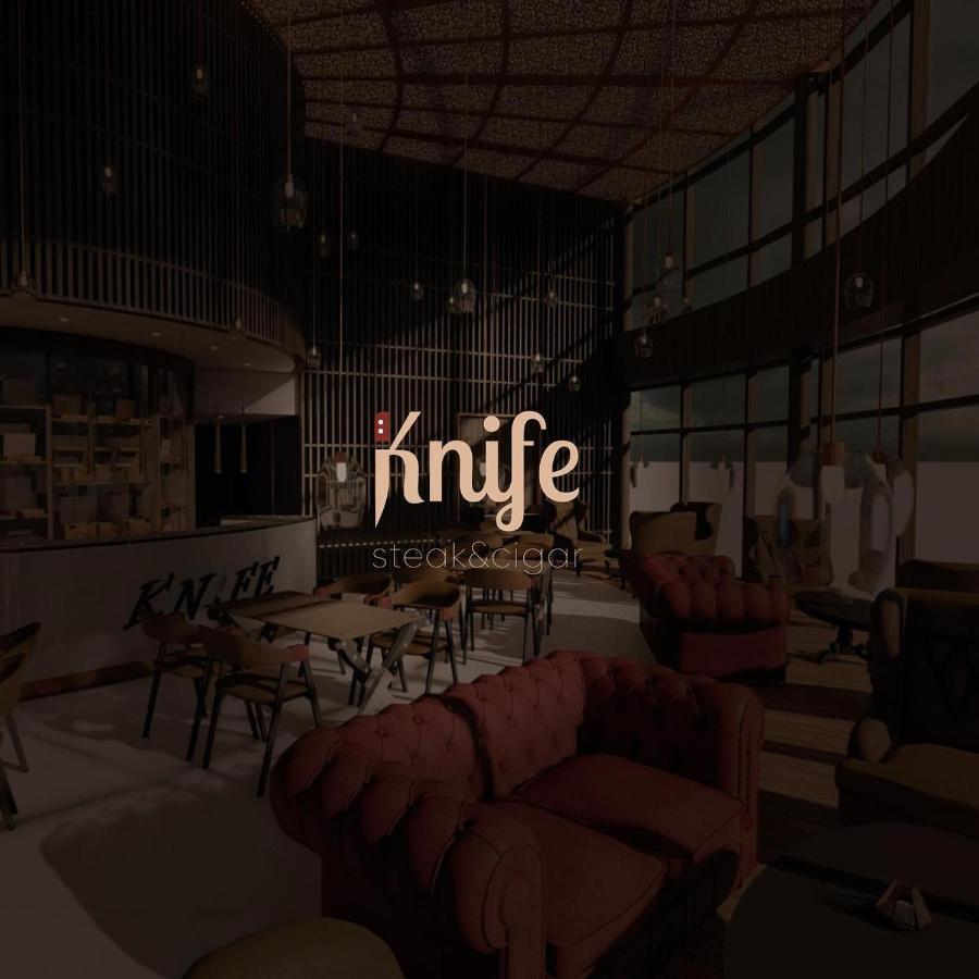 Century Marina Hotel - Lusail Экстерьер фото Interior of iKnife