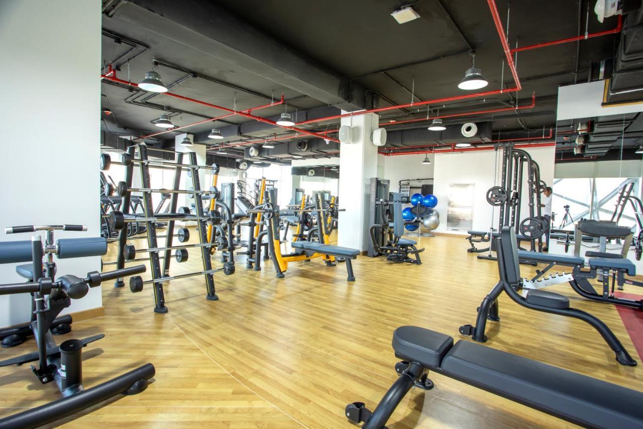 Century Marina Hotel - Lusail Экстерьер фото A gym in Dubai