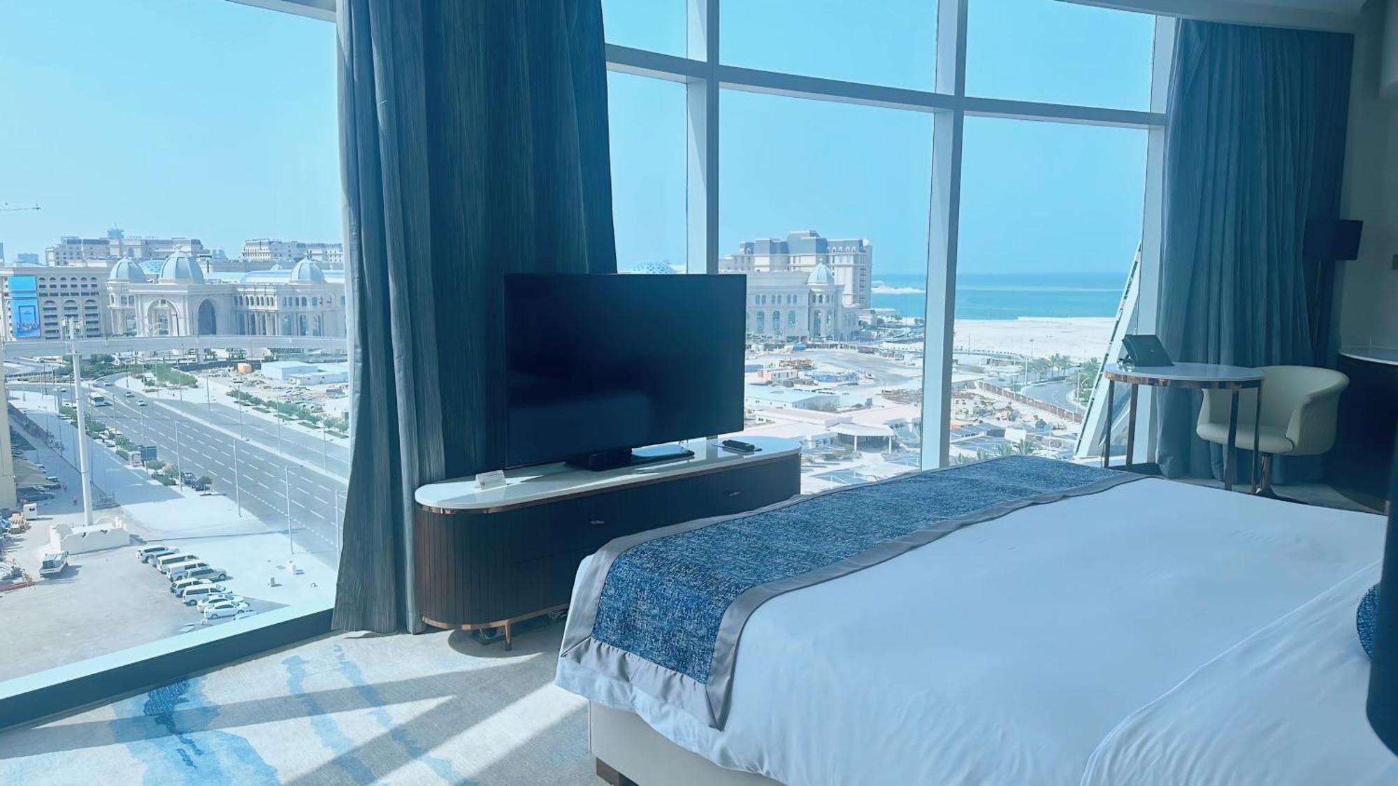 Century Marina Hotel - Lusail Экстерьер фото A bedroom at the hotel